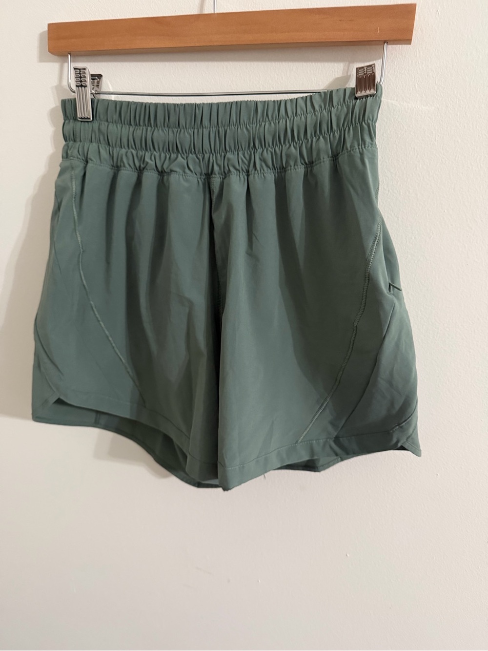 Lululemon Track That High-Rise Lined Short Size 6